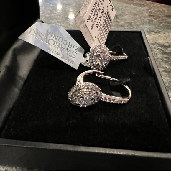 NWT Macys earrings - Picture 3 of 4